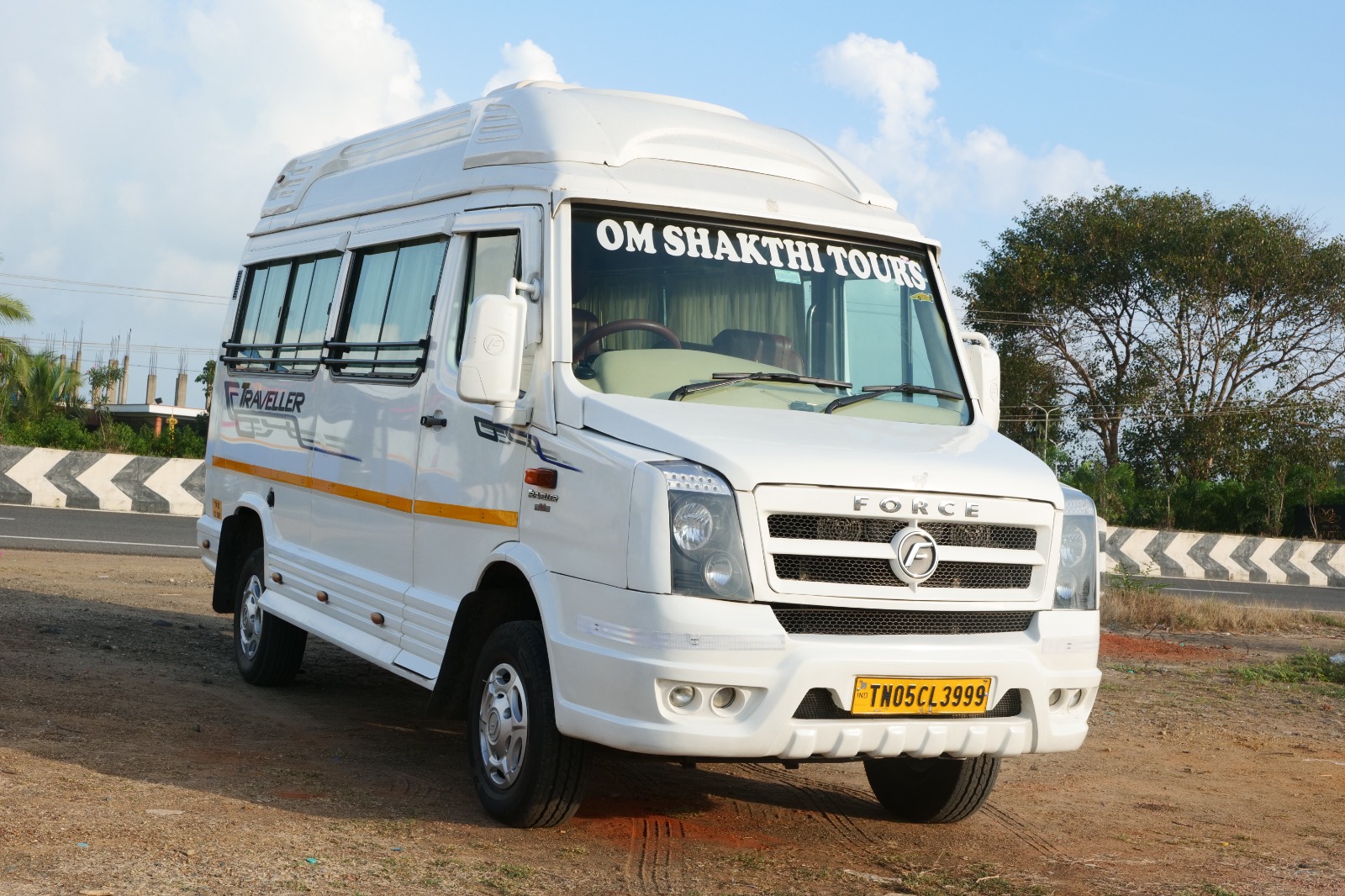 Tempo traveller rental in Chennai